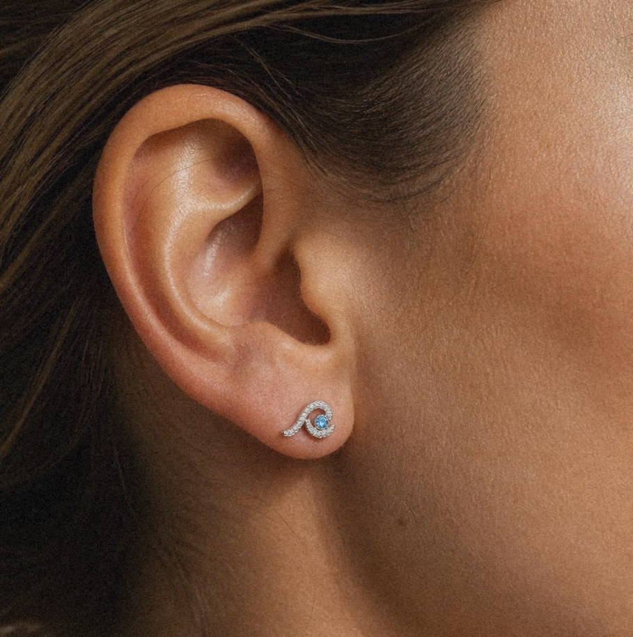 Onda Studs, worn
